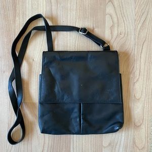 Vintage Vera Pelle Black leather shoulder bag